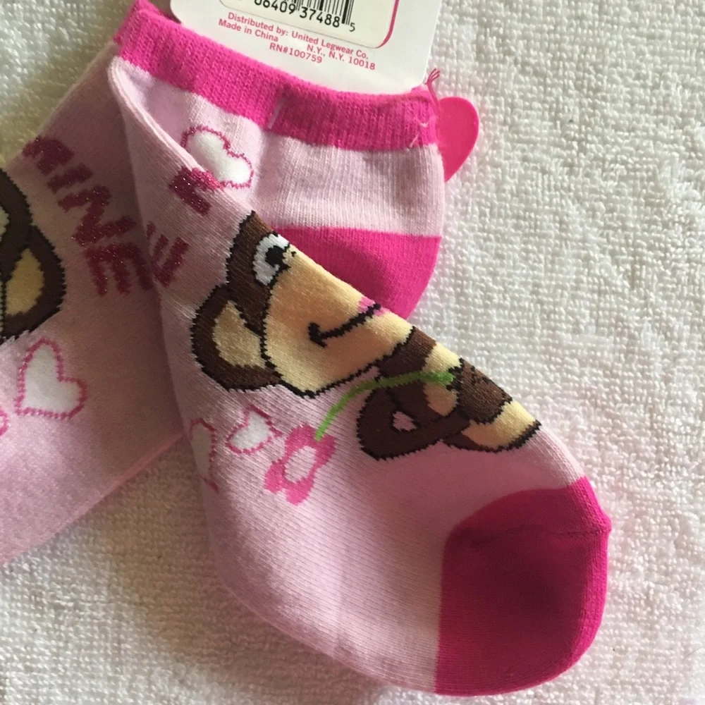 Valentine’s Day gift NWT Be Mine Monkey heart socks Valentine’s Day 💕